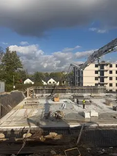 Prace przy płycie fundamentowej inwestycji Brodzińskiego 20